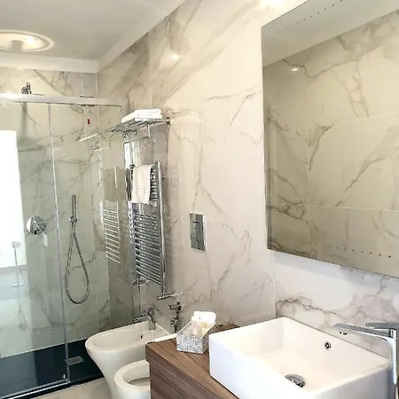 Queen Medina Centro Storico نابولي