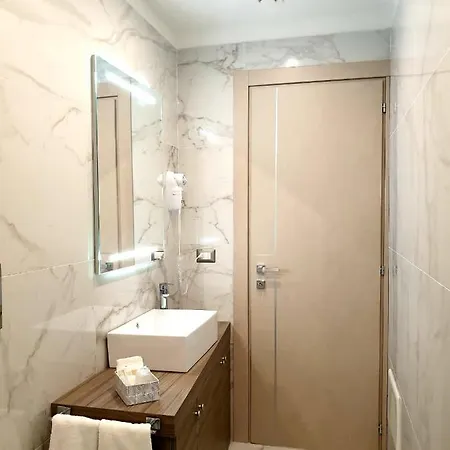 Queen Medina Centro Storico نابولي