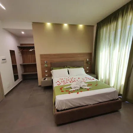 Queen Medina Centro Storico بيت ضيافة نابولي