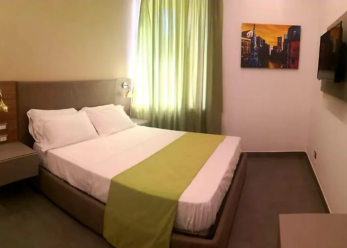 Queen Medina Centro Storico 5* Νάπολη