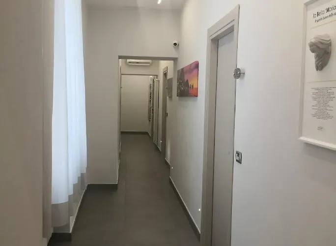 Πανσιόν Queen Medina Centro Storico 5*